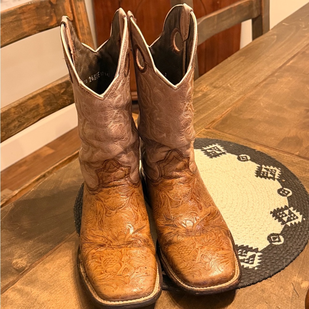Tooled Western Cowboy Boots